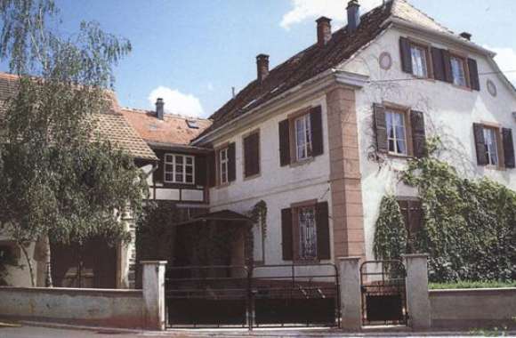 Chambres d'hôtes ancien presbytère 'Albert Schweitzer' à Gunsbach, Vallée de Munster en Alsace.