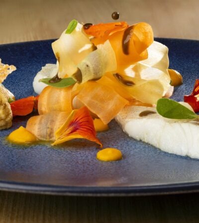 repas gastronomique au restaurant étoilé la nouvelle auberge